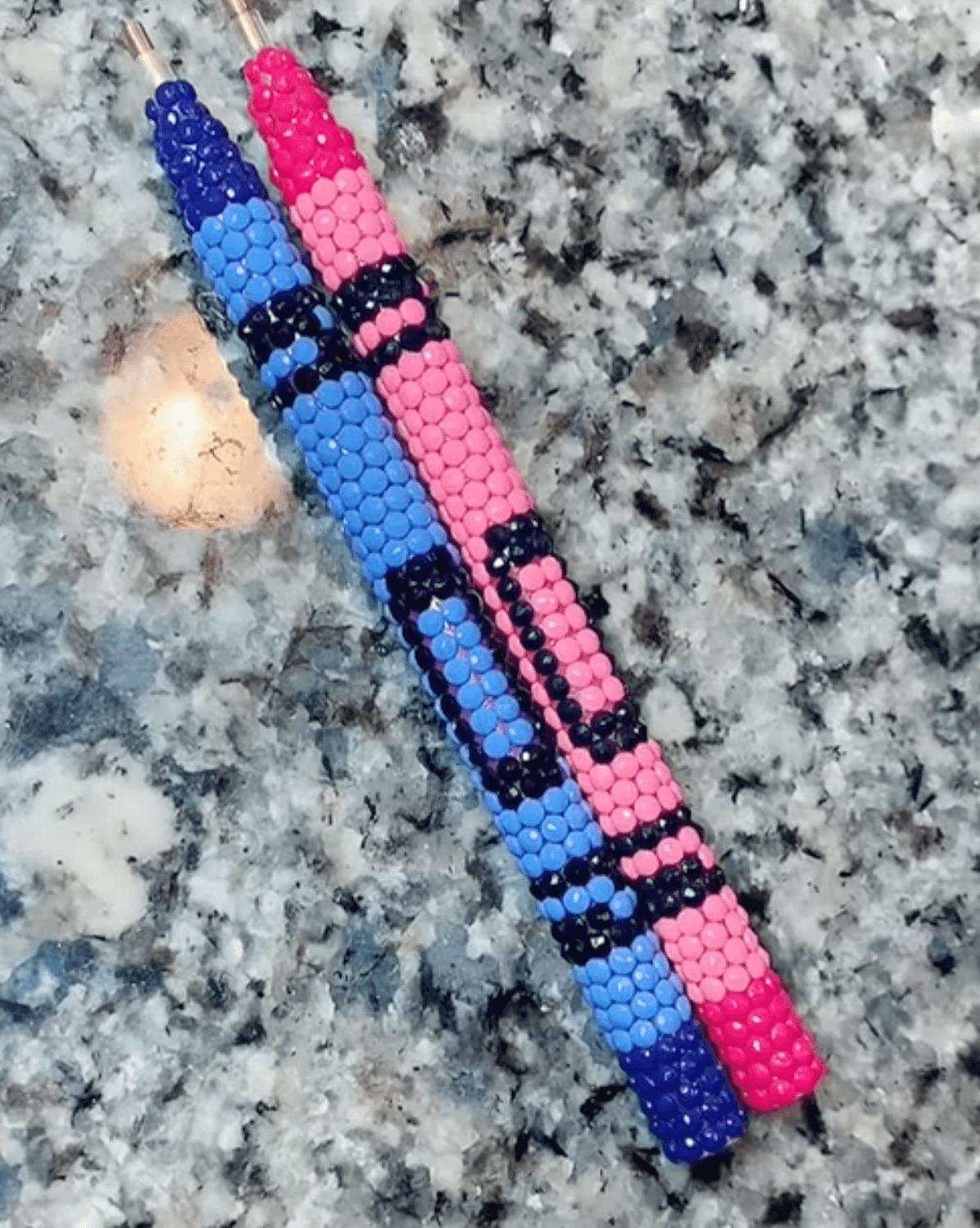Des pierres restantes ? Personnalisez votre stylo Diamond Painting.