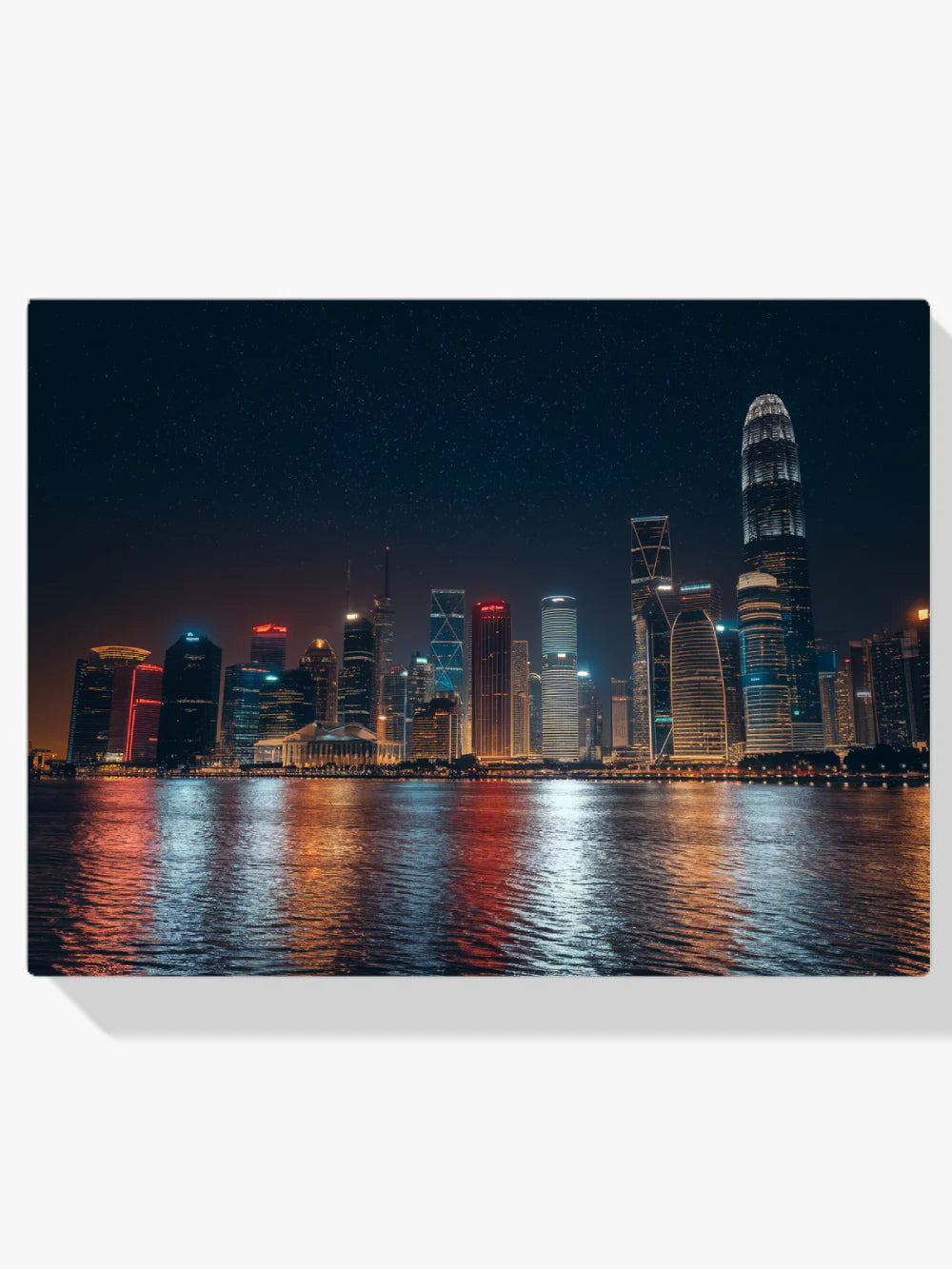 Diamond Painting - Vue nocturne de la ville avec des reflets sur l'eau